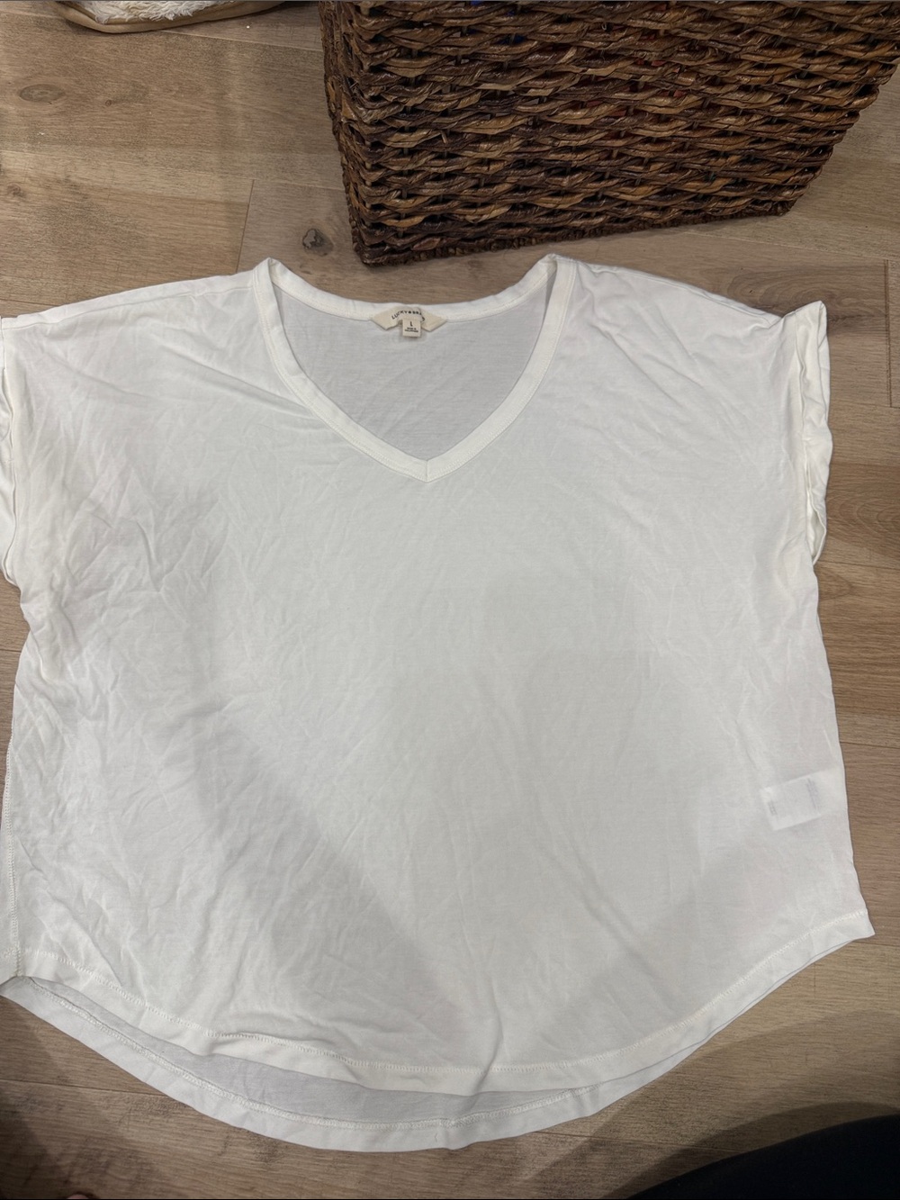 Lucky Brand creamy White V-Neck Short Sleeve Tee
